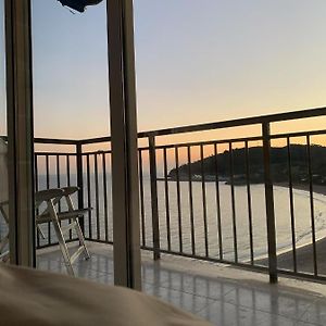 Apartamento en primerísima línea de playa con espectaculares vistas Netflix, Prime y Disney